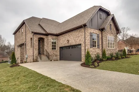 9 Elissa Place Hendersonville TN 37075
