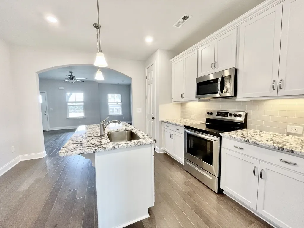 724 Hahn Court Lebanon TN 37087