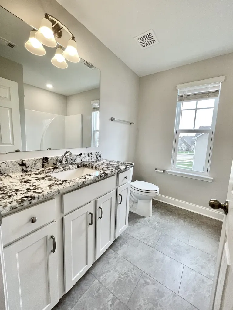 724 Hahn Court Lebanon TN 37087