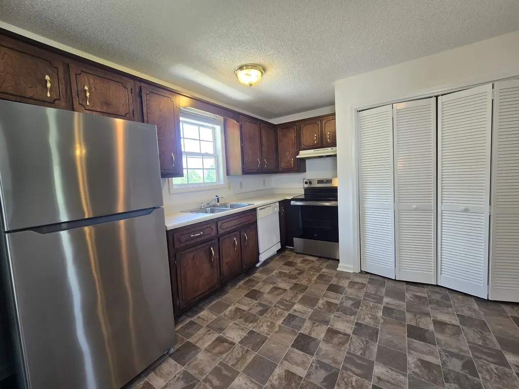 2408 N Ford Street Clarksville TN 37042