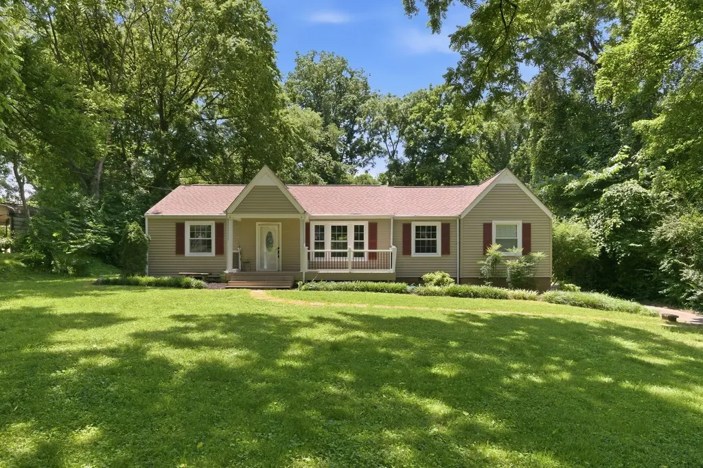 746 Greymont Drive Nashville TN 37217
