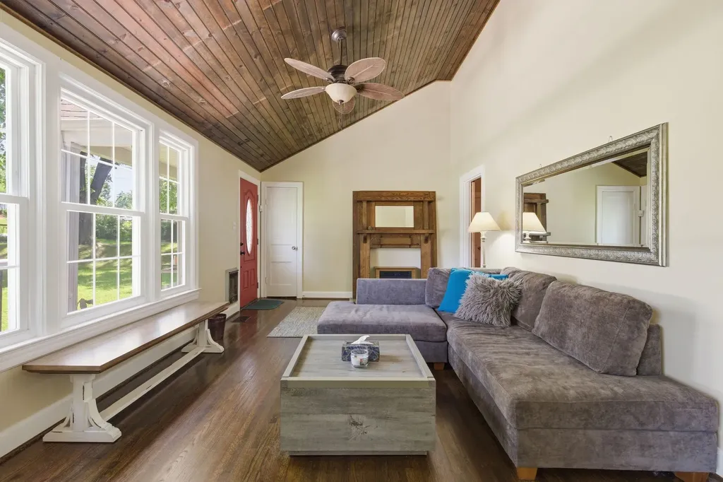 746 Greymont Drive Nashville TN 37217