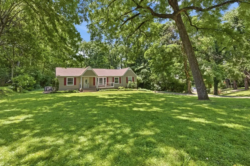 746 Greymont Drive Nashville TN 37217