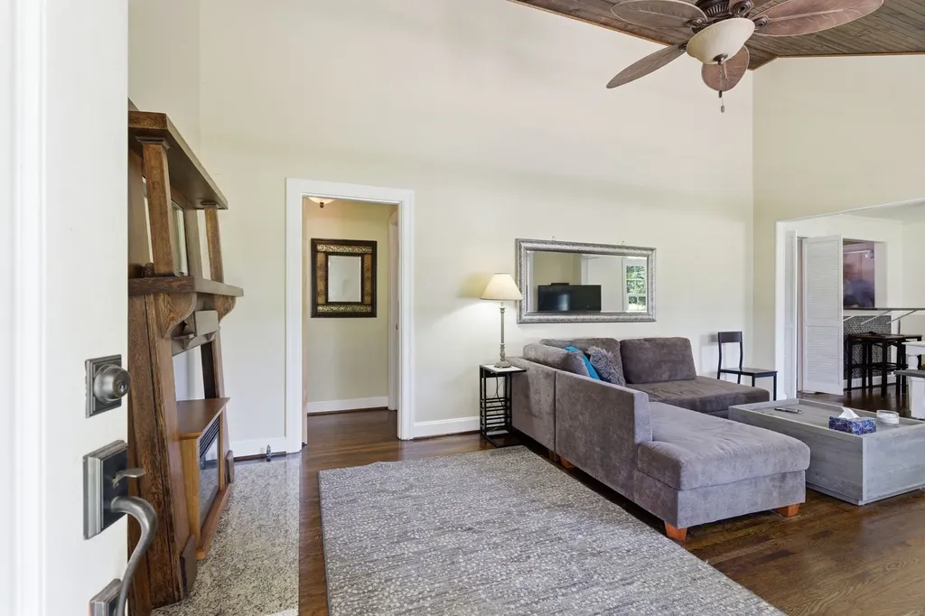 746 Greymont Drive Nashville TN 37217
