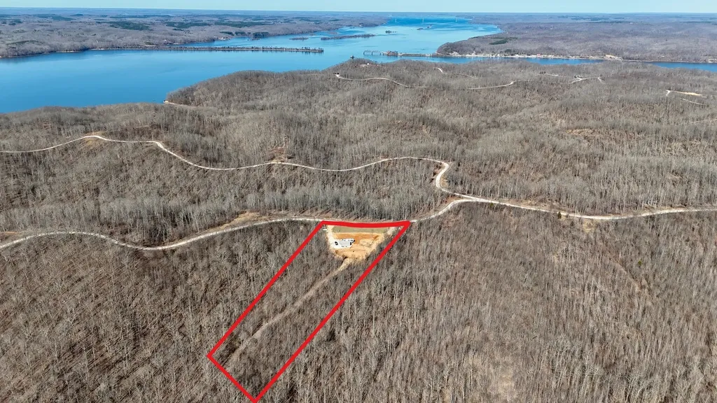 1375 Overlook Trail Stewart TN 37175