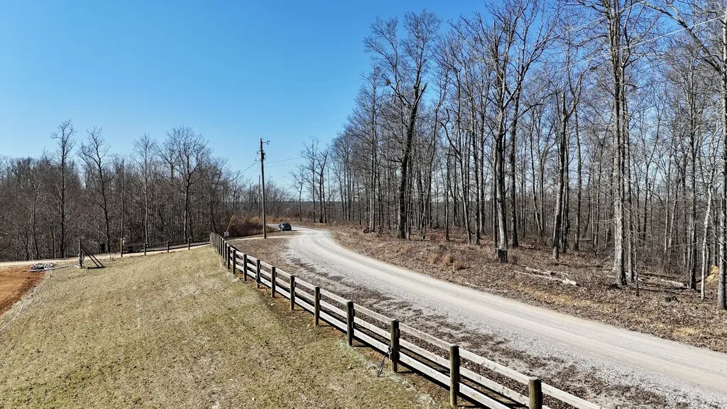 1375 Overlook Trail Stewart TN 37175