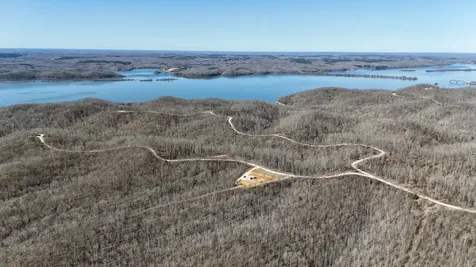 1375 Overlook Trail Stewart TN 37175