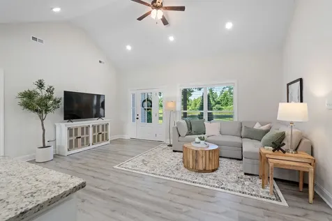 1502 Woosley Road Tullahoma TN 37388