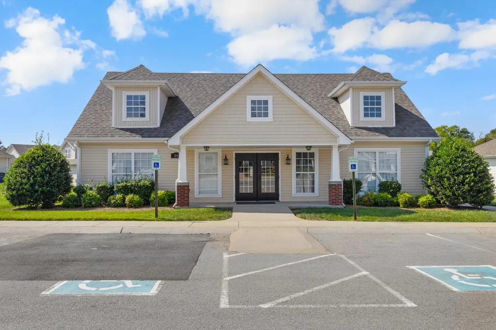 129 Alexander Boulevard Clarksville TN 37040