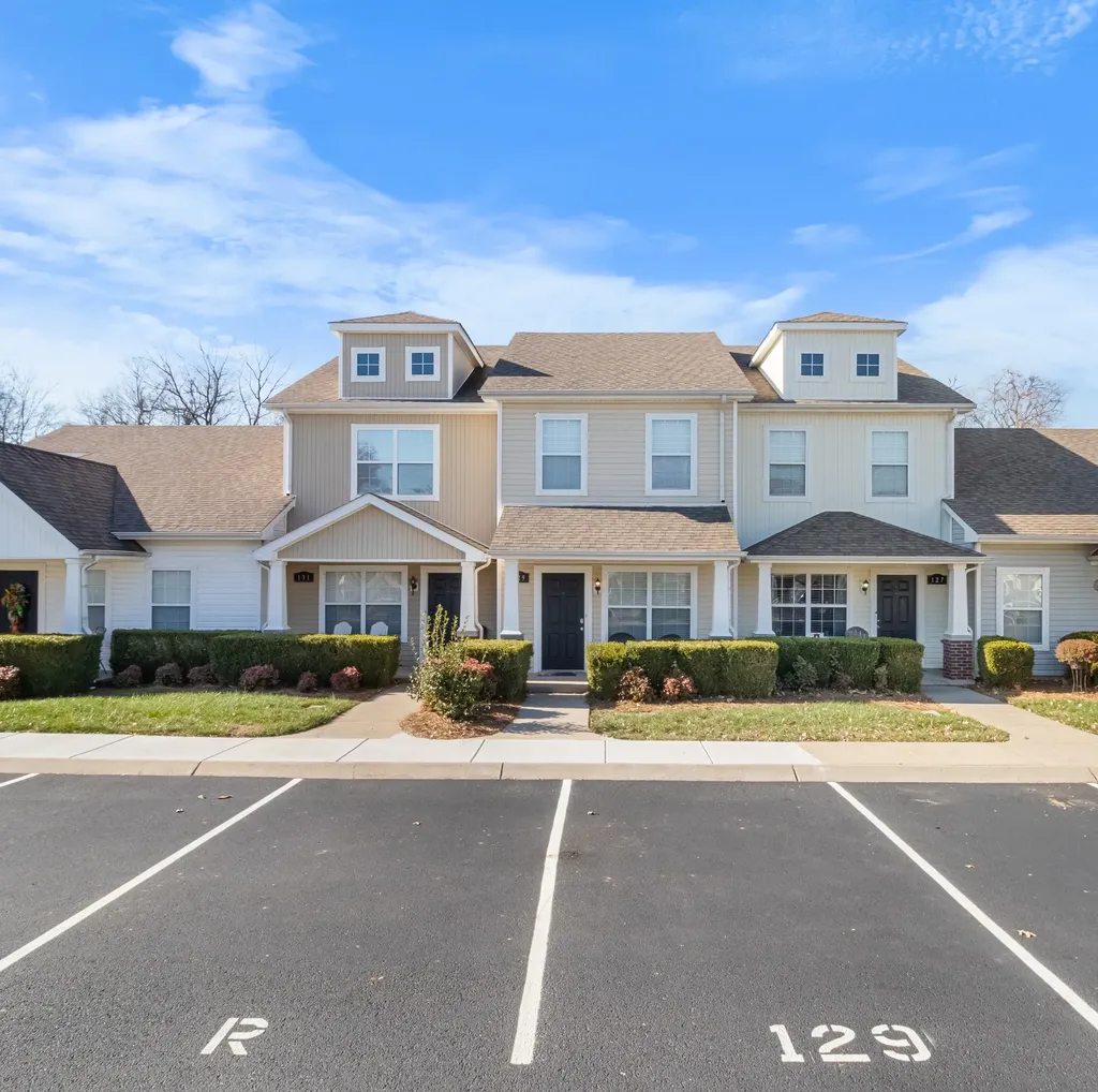 129 Alexander Boulevard Clarksville TN 37040