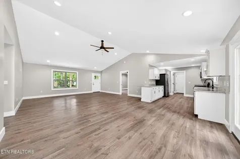 1146 Natchez Trace Crossville TN 38572