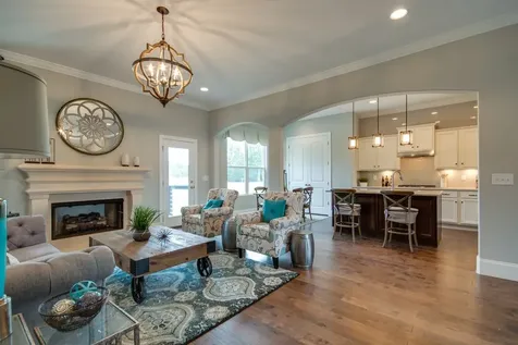 8 Elissa Place Hendersonville TN 37075