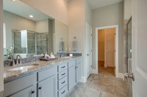 8 Elissa Place Hendersonville TN 37075