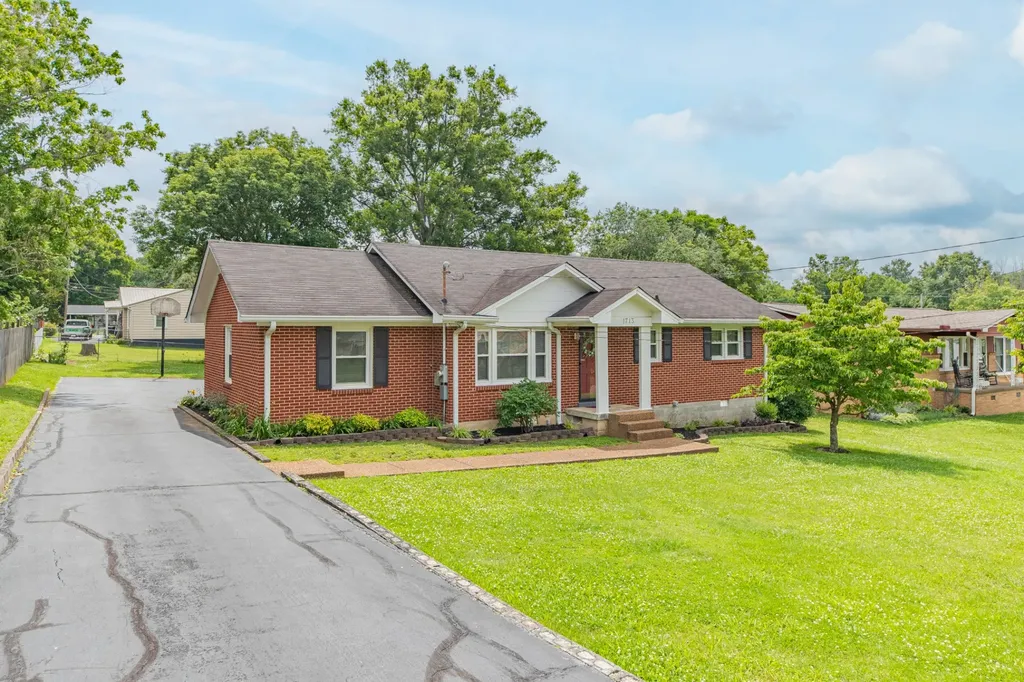 1713 Wheeler Drive Columbia TN 38401