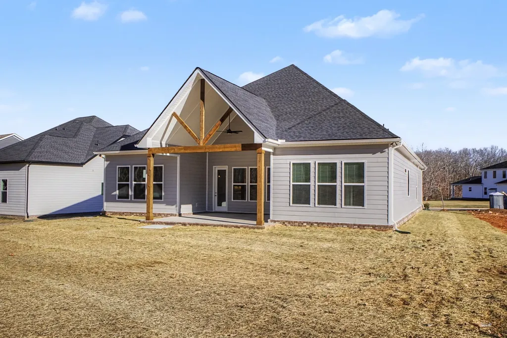 7284 Richvale Drive Fairview TN 37062