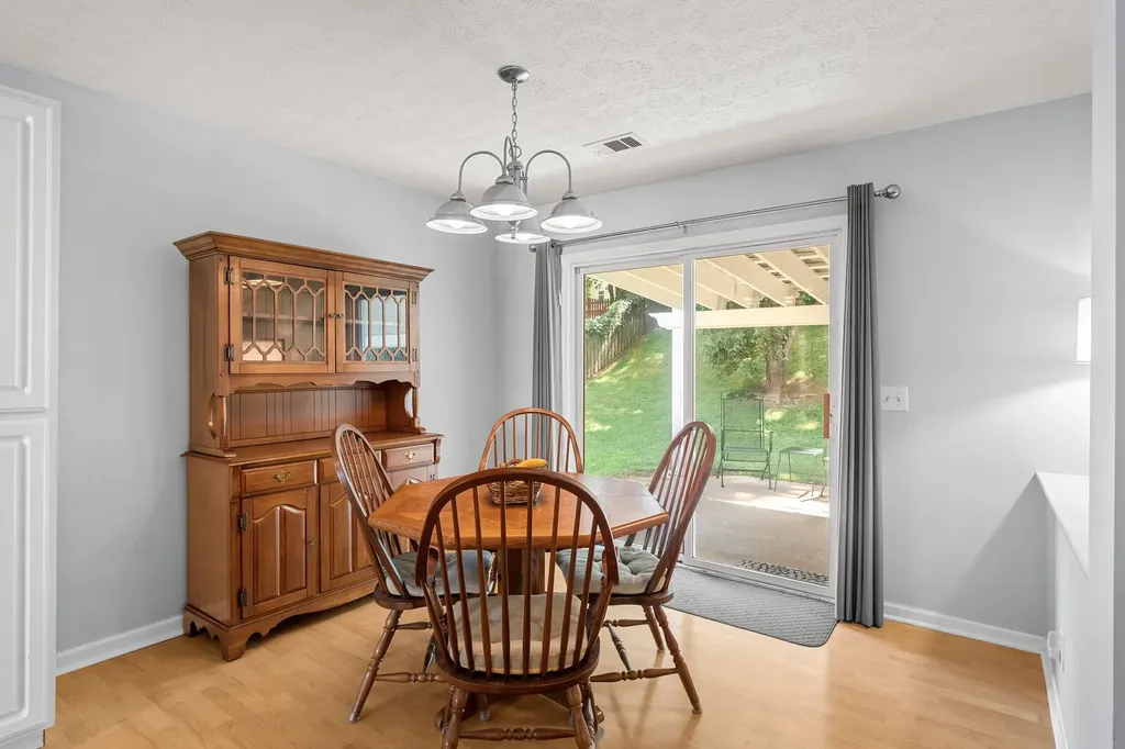 8241 Boone Trace Nashville TN 37221