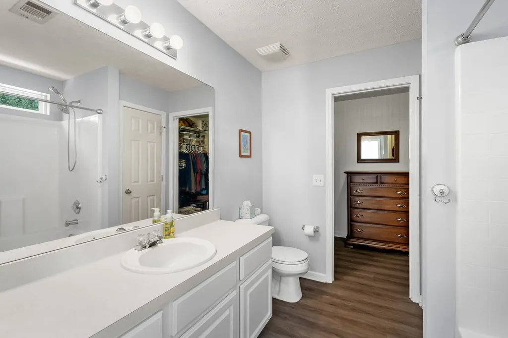 8241 Boone Trace Nashville TN 37221