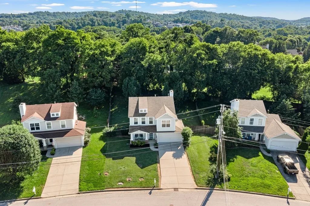 8241 Boone Trace Nashville TN 37221