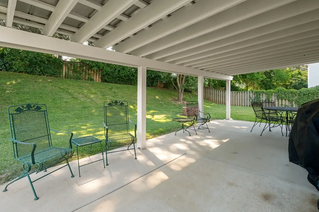 8241 Boone Trace Nashville TN 37221