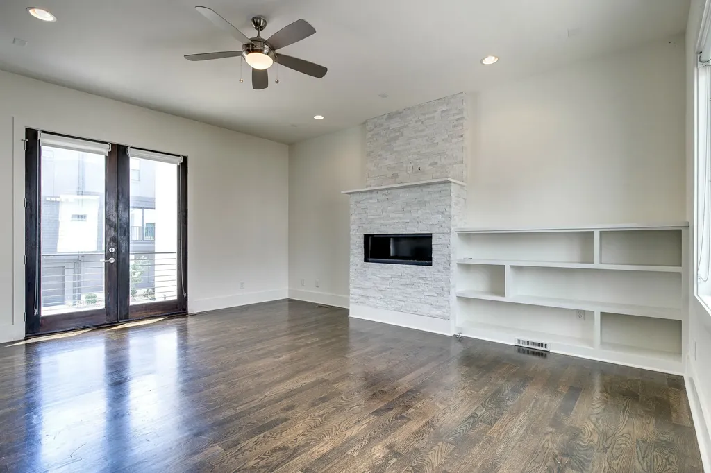 800 13th Ave, S Nashville TN 37203