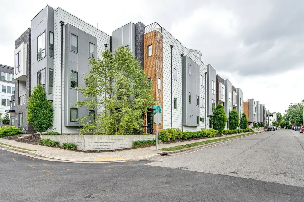 800 13th Ave, S Nashville TN 37203