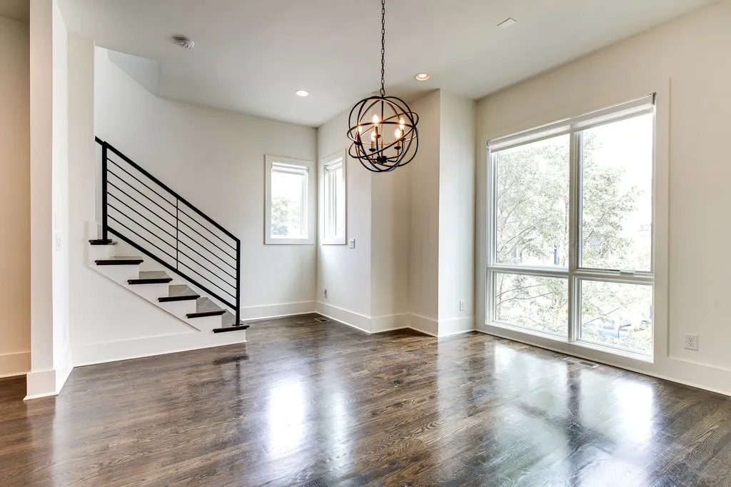 800 13th Ave, S Nashville TN 37203