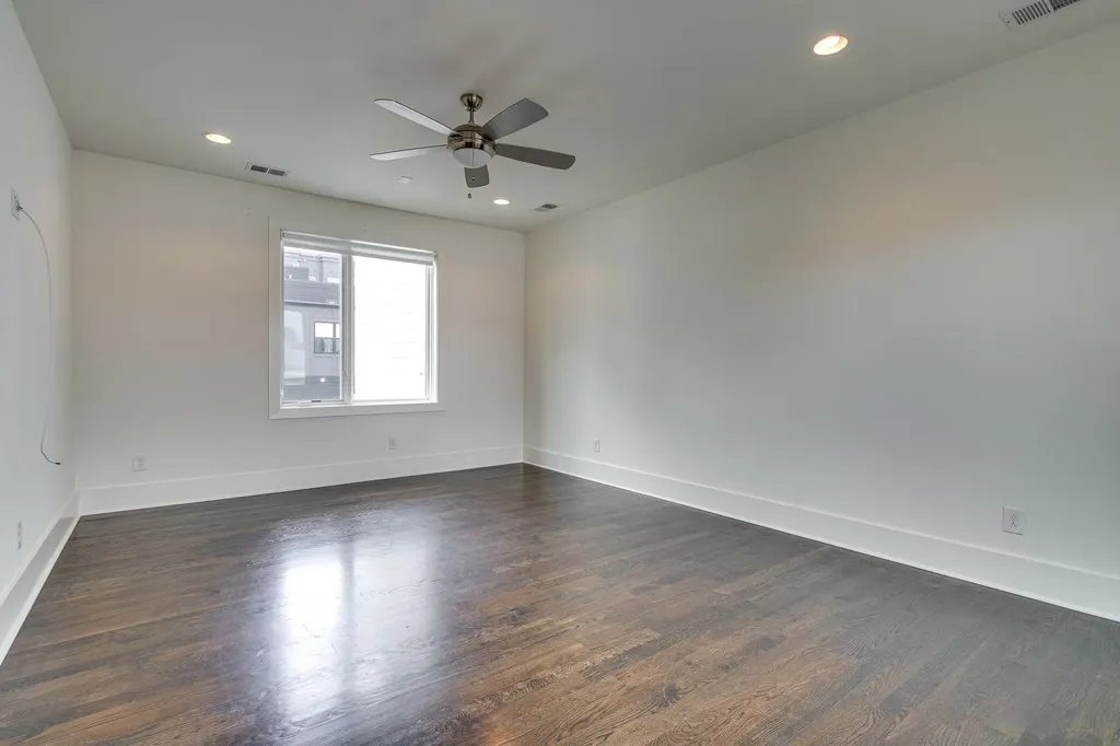 800 13th Ave, S Nashville TN 37203