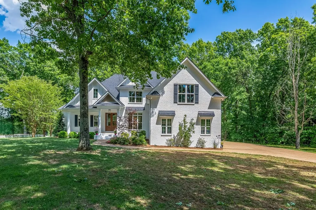 5111 SE Tater Peeler Road Lebanon TN 37090