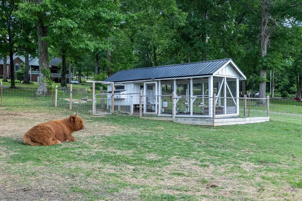 5111 SE Tater Peeler Road Lebanon TN 37090
