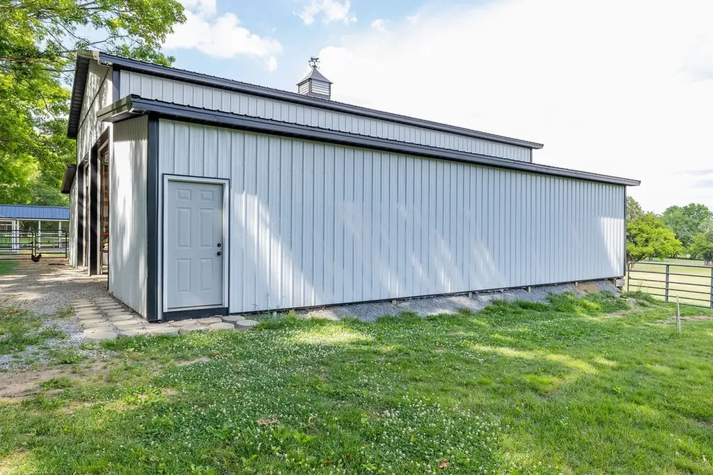 5111 SE Tater Peeler Road Lebanon TN 37090