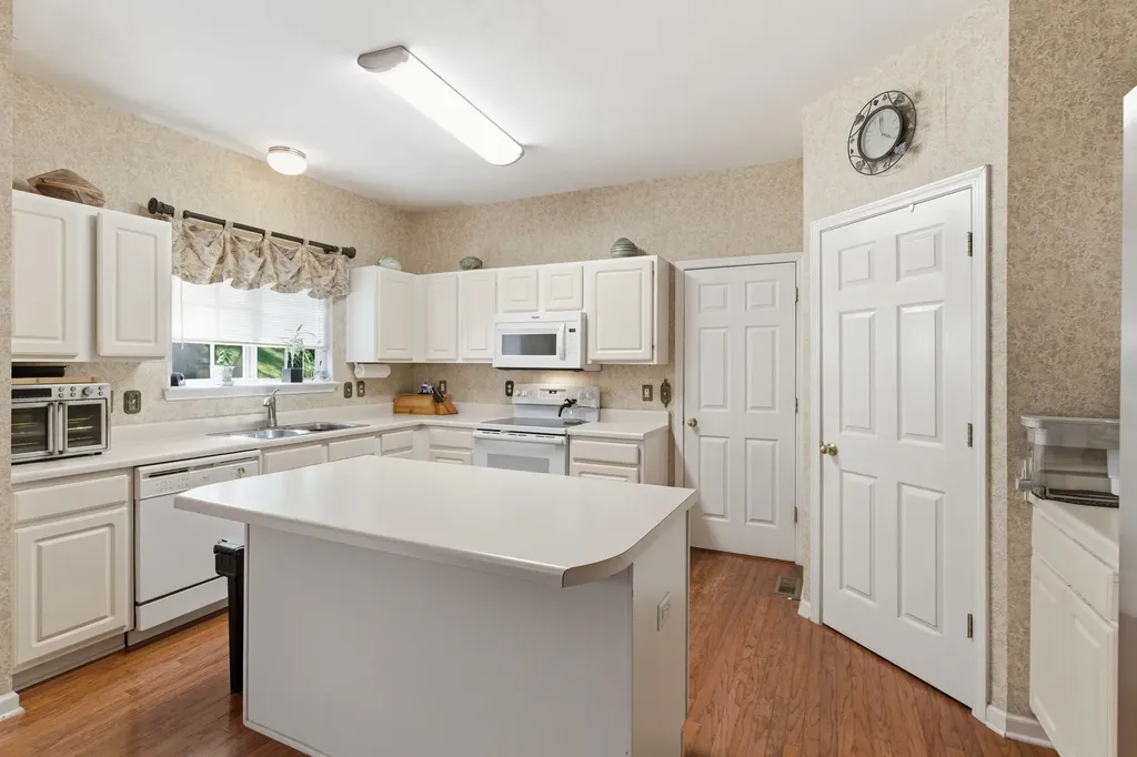 6561 Banbury Crossing Brentwood TN 37027
