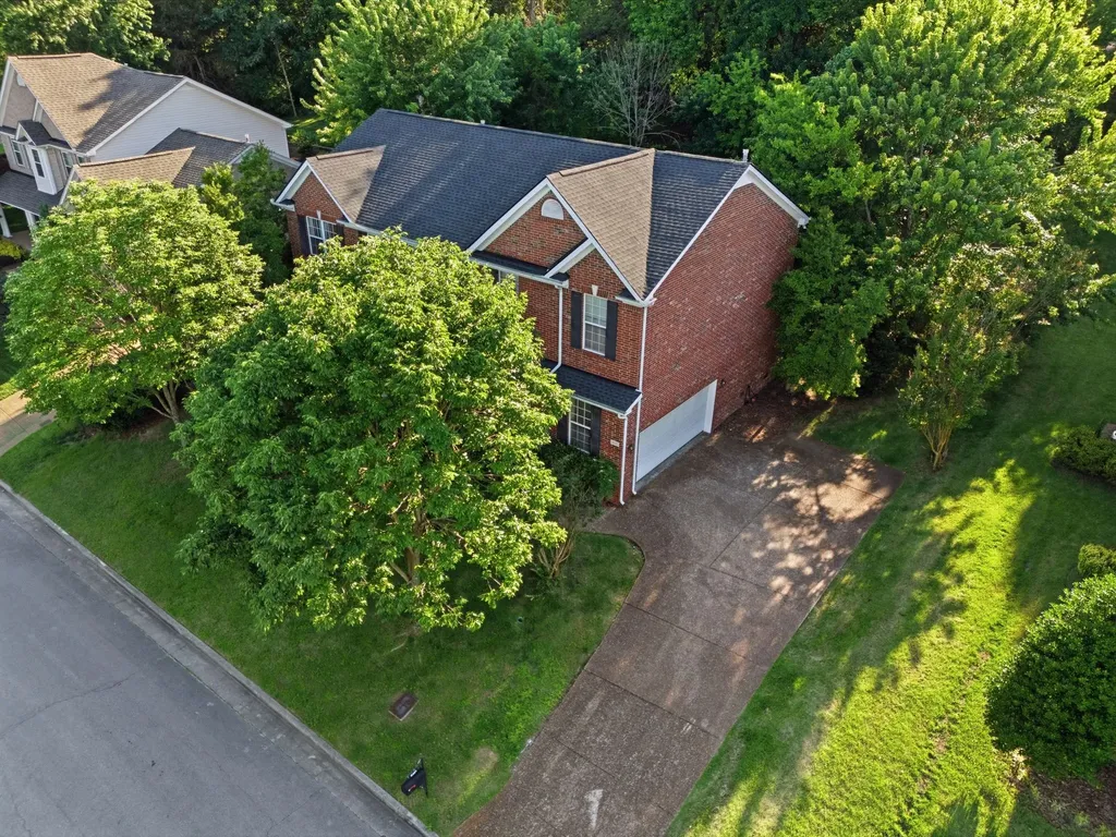 6561 Banbury Crossing Brentwood TN 37027