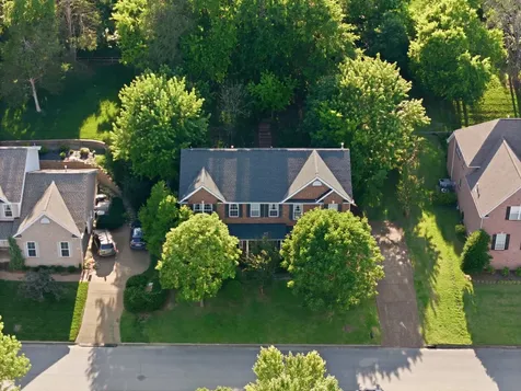 6561 Banbury Crossing Brentwood TN 37027