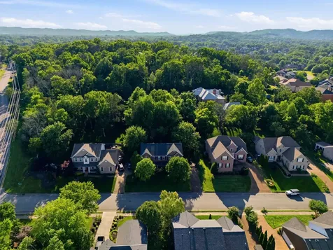6561 Banbury Crossing Brentwood TN 37027