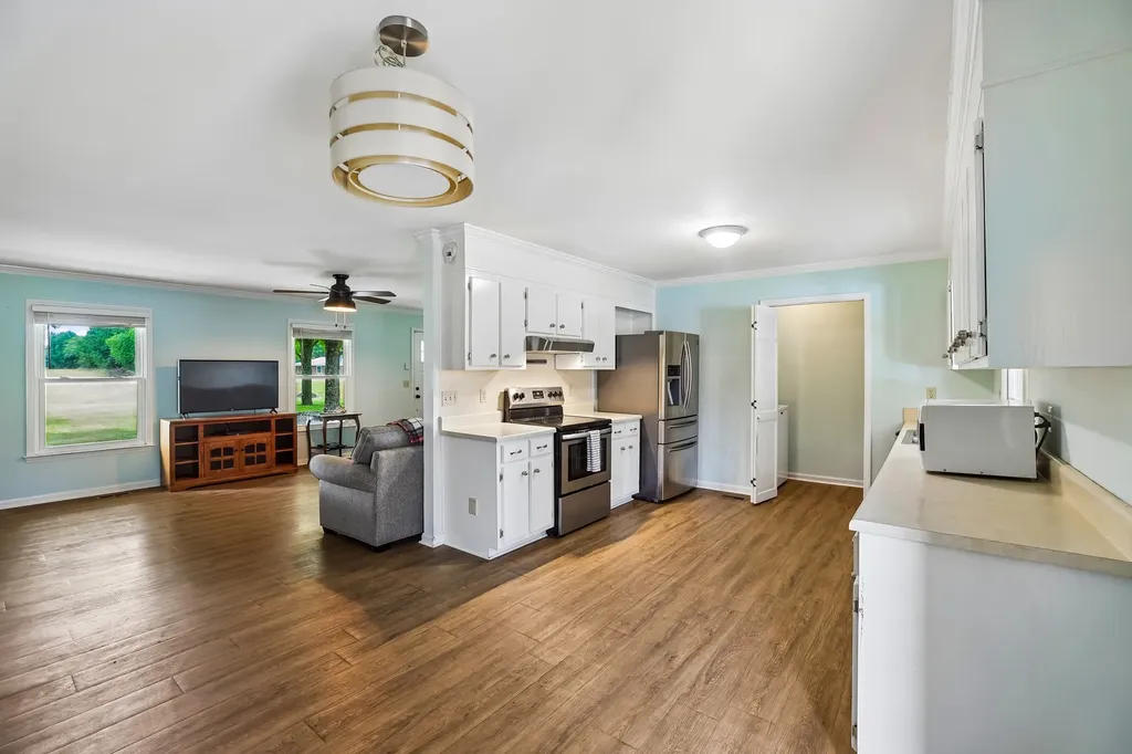 7135 Lascassas Pike Lascassas TN 37085