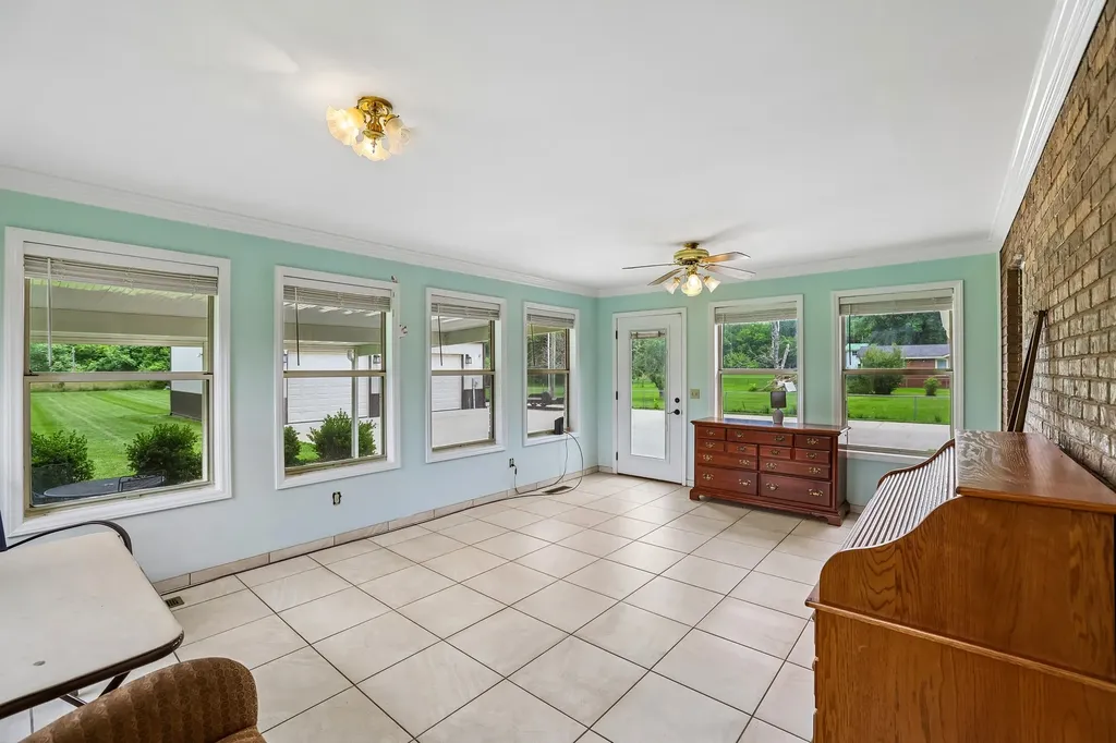 7135 Lascassas Pike Lascassas TN 37085