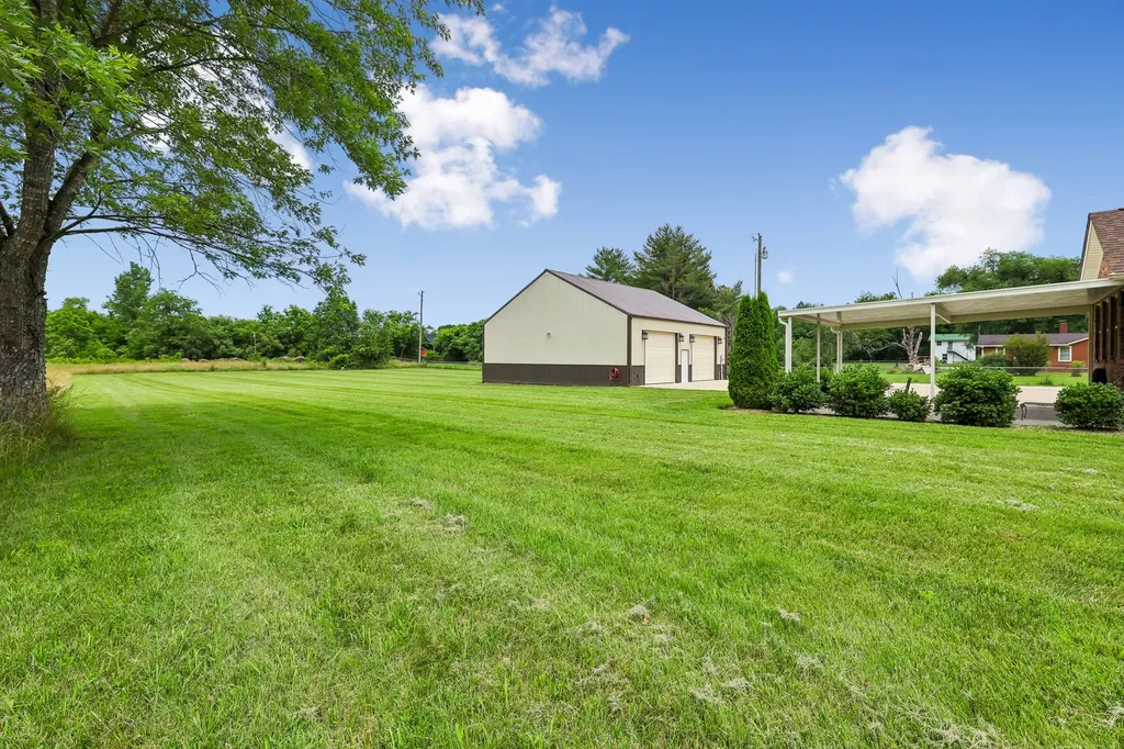 7135 Lascassas Pike Lascassas TN 37085