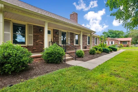 7135 Lascassas Pike Lascassas TN 37085