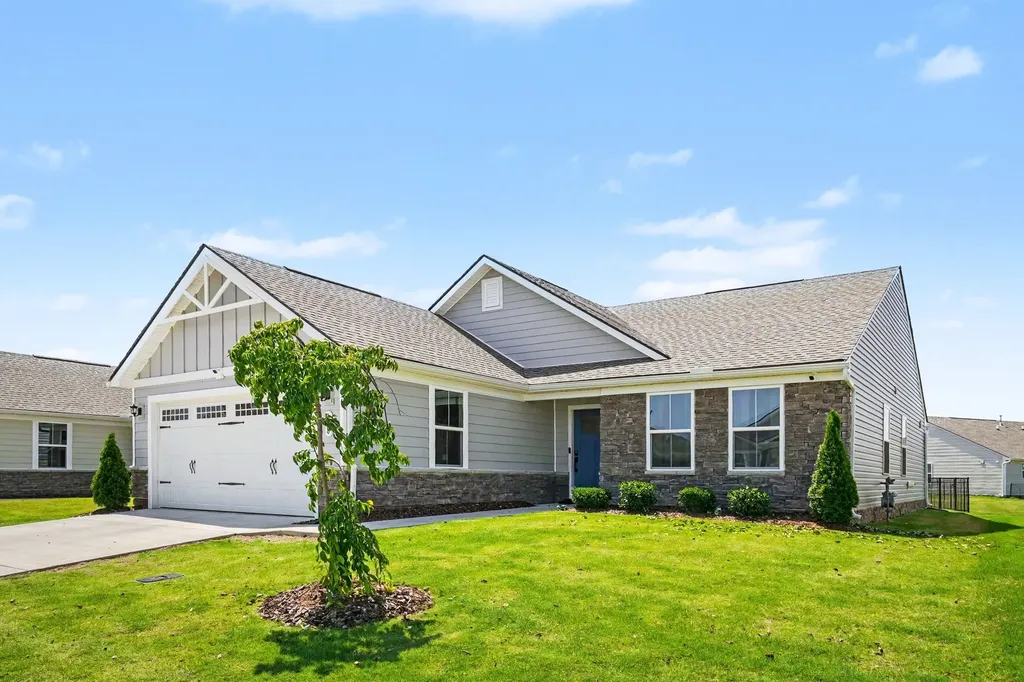 378 Carothers Way White House TN 37188