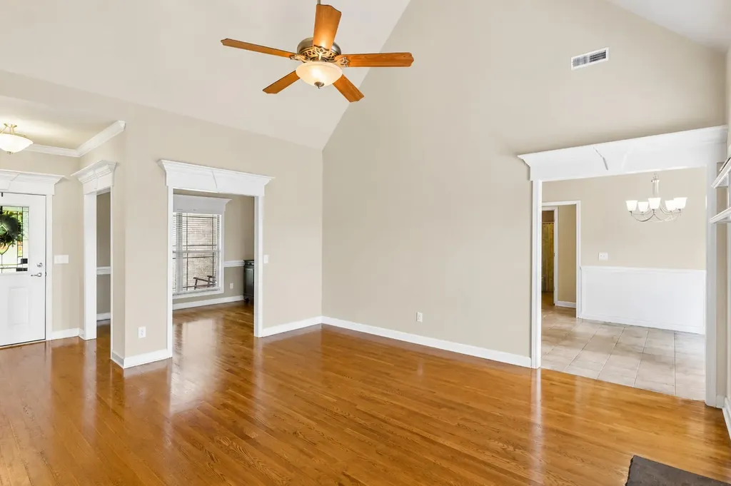 120 Oak Knoll Court Murfreesboro TN 37127