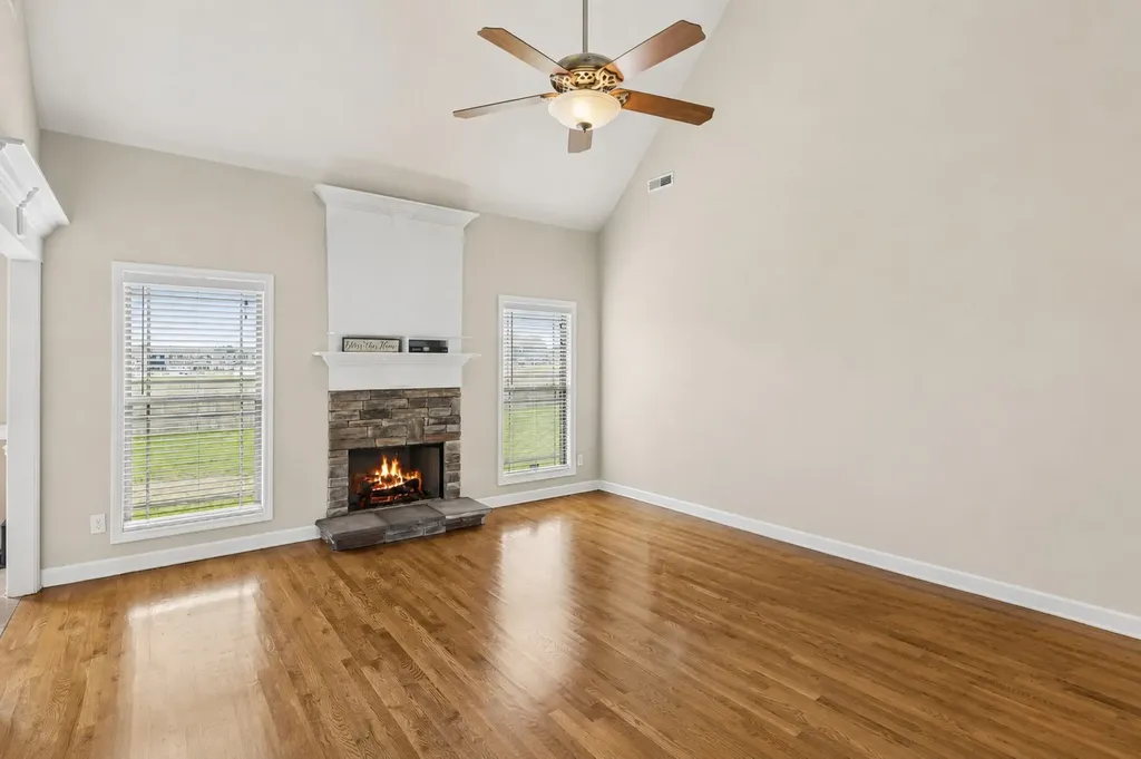 120 Oak Knoll Court Murfreesboro TN 37127