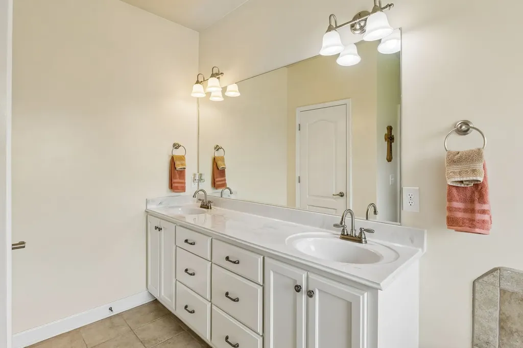 120 Oak Knoll Court Murfreesboro TN 37127
