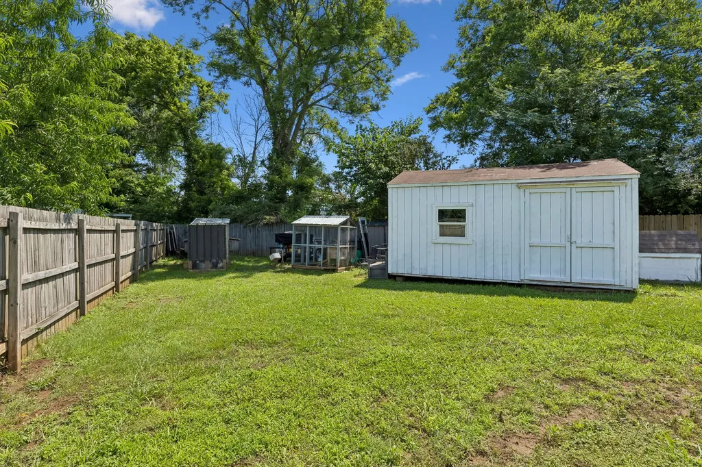 120 Oak Knoll Court Murfreesboro TN 37127