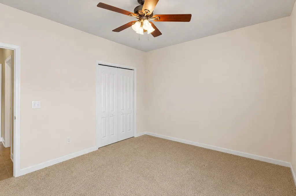 120 Oak Knoll Court Murfreesboro TN 37127