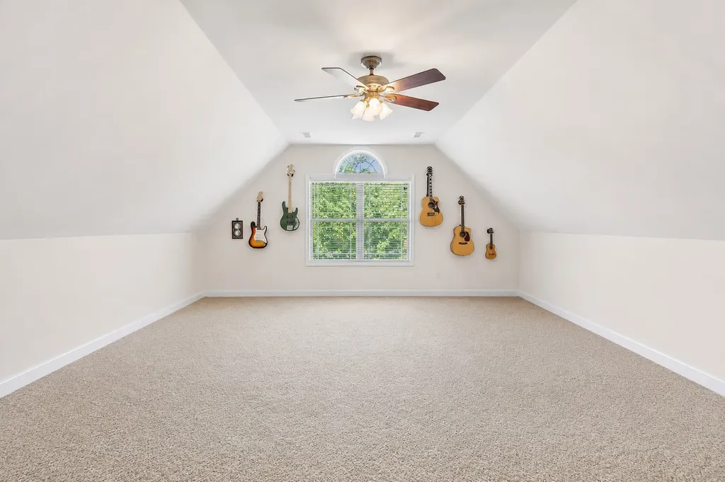 120 Oak Knoll Court Murfreesboro TN 37127