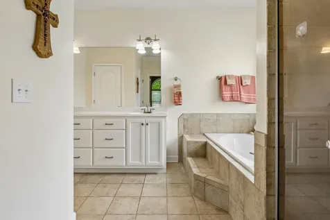 120 Oak Knoll Court Murfreesboro TN 37127