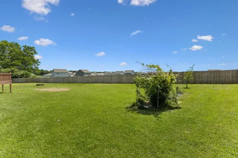 120 Oak Knoll Court Murfreesboro TN 37127