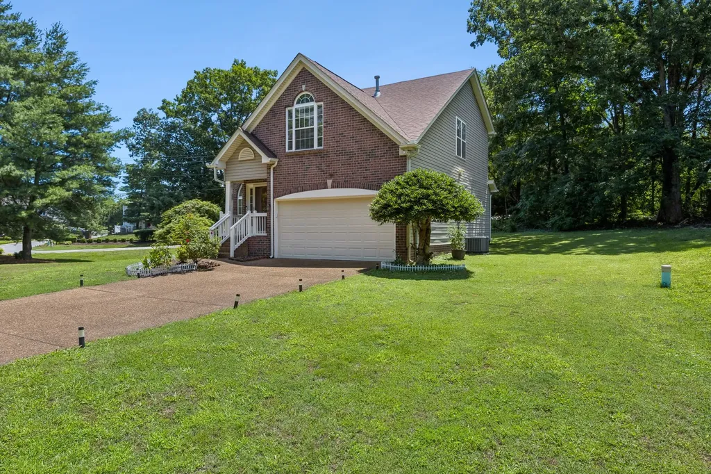 1001 Brookside Woods Boulevard Hermitage TN 37076