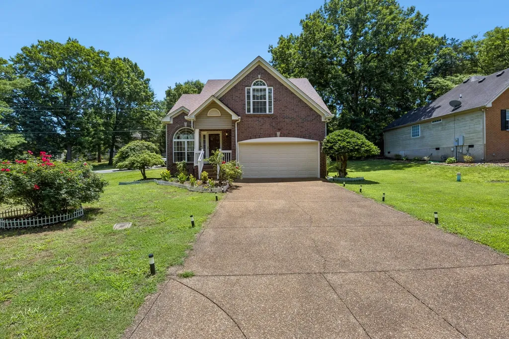 1001 Brookside Woods Boulevard Hermitage TN 37076