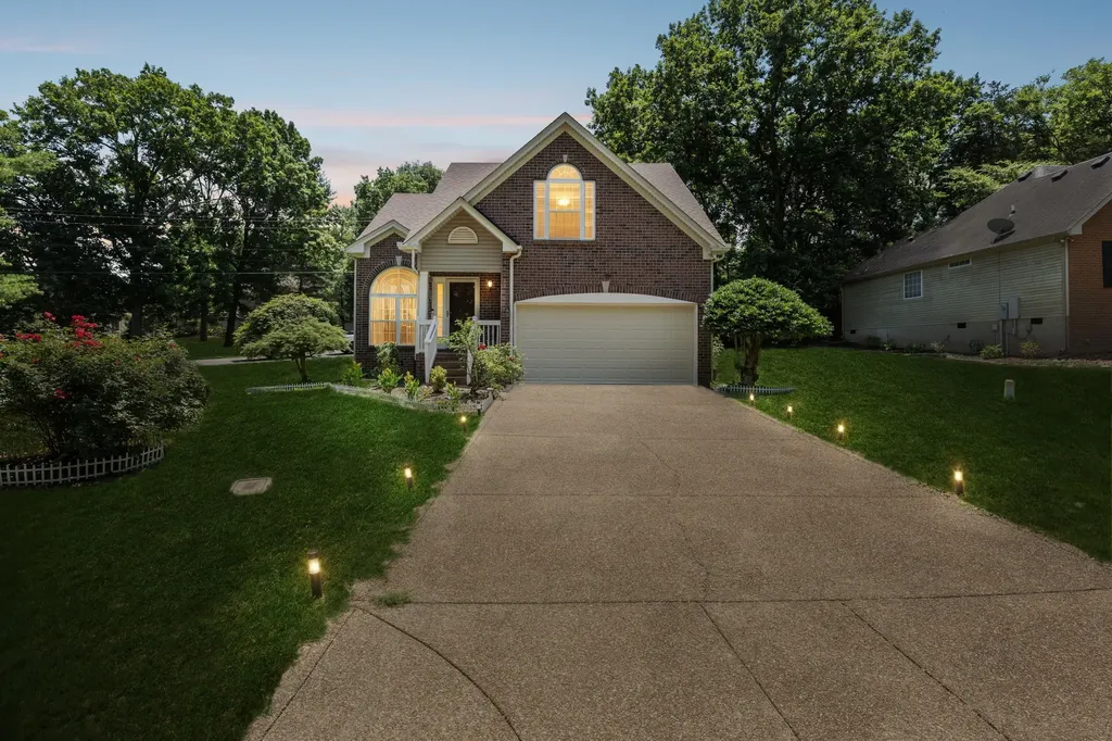 1001 Brookside Woods Boulevard Hermitage TN 37076